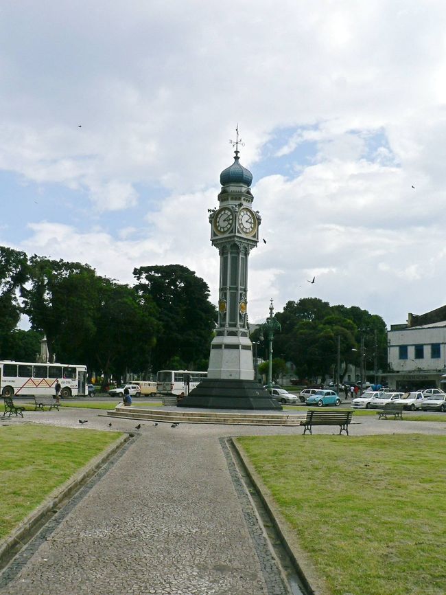 時計台広場の光景。 