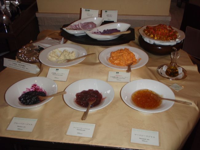 ジャム・バターもHANAHANAより種類豊富にそろっています。