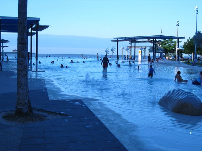 シーサイド公園のプール