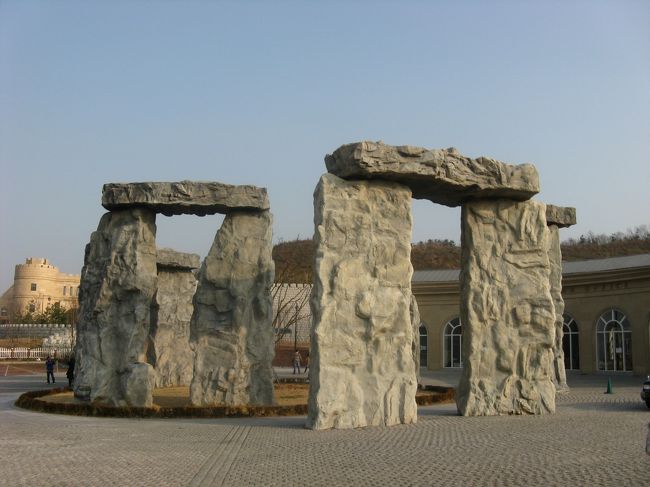 １１／２５　ヘイリとプロバンス村を目指していたが、バス停を間違えちゃって。迷子になりました。<br />