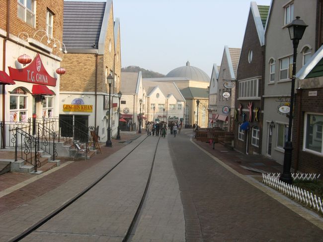 １１／２５　京義道・坡州にある英語村。