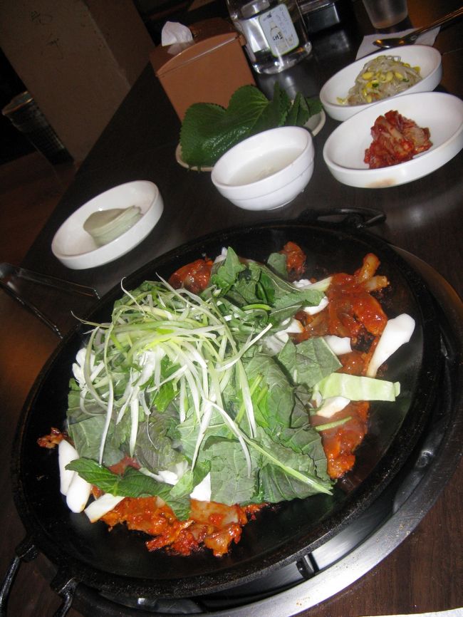 １１／２５　ソウルに戻り、友人集合...<br />仁寺洞にて夕食。