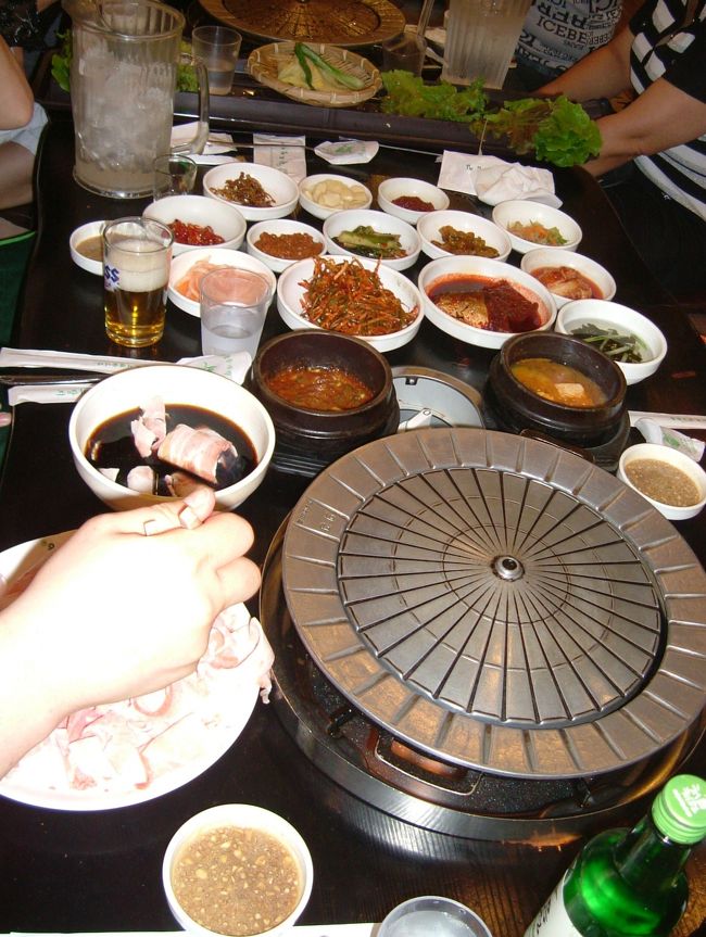 ７／１４　원조쌈밥집　鉄板、温め中・・・<br />