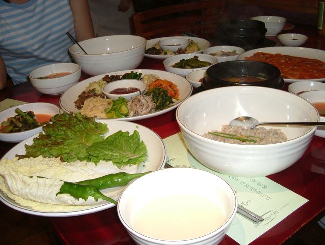 ７／１５　江南　昼食　사월에 보리밥にて・・・<br />