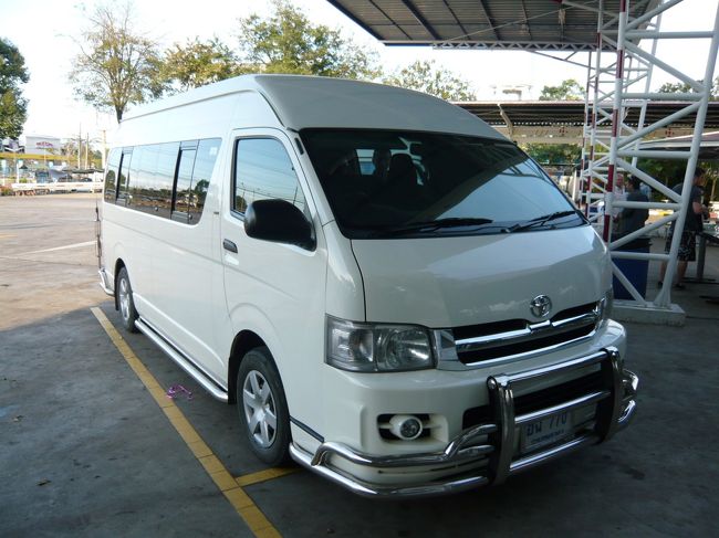 途中、ガソリンスタンドで休憩です。