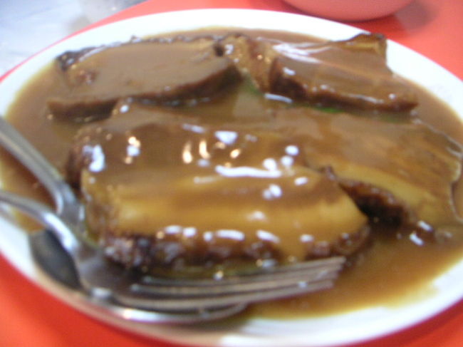 豚の角煮〜<br /><br />他には…<br />焼き餃子・水餃子・春巻き・<br />コーン卵スープ・海老のチリソース・<br />三種海鮮XO醤炒め・チンジャオロース・<br />カニ玉・東成チャーハン・フカヒレラーメン<br />などなど。