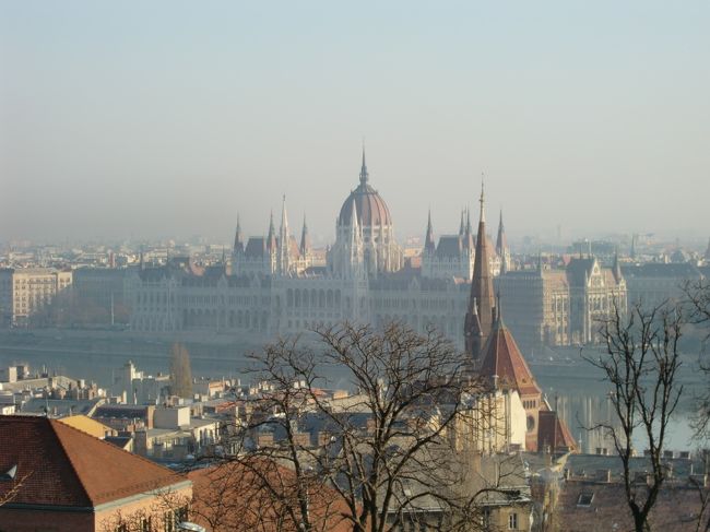 漁夫の砦から国会議事堂を。