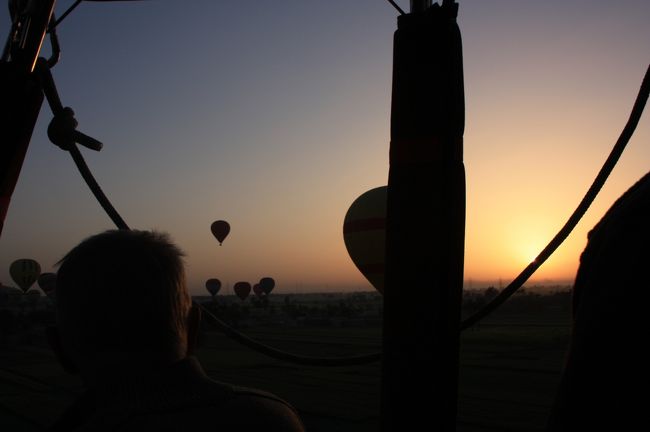 <br /><br /><br />Sunrise♪