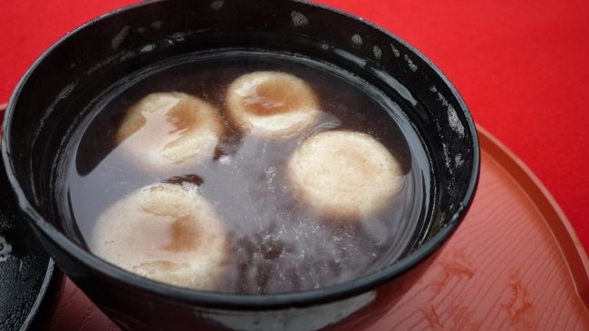 　いかん！こし餡か？まいった！<br /><br />　これを見ただけで餡こアレルギーのテリカラは舌が酸っぱくなってきました。