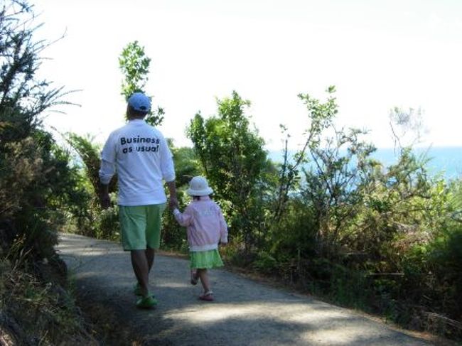 次は、カセドラル・コープ目指してお散歩です。