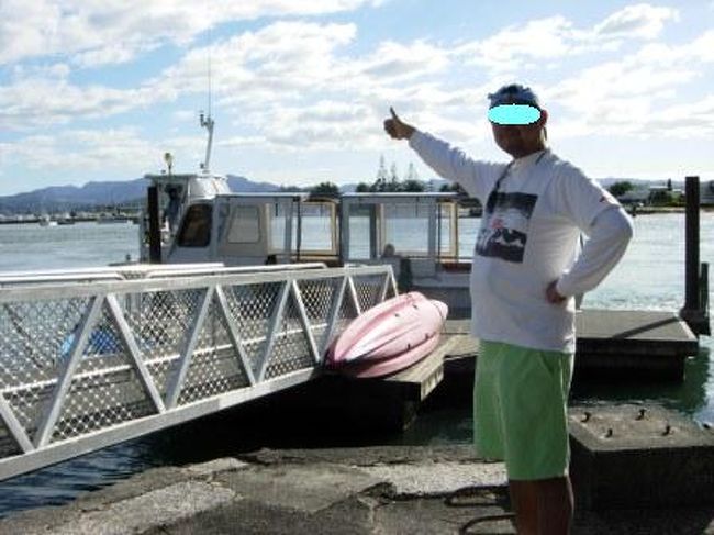 フェリーに乗って対岸まで。<br />といってもたったの100メートル。<br />あっという間でした。