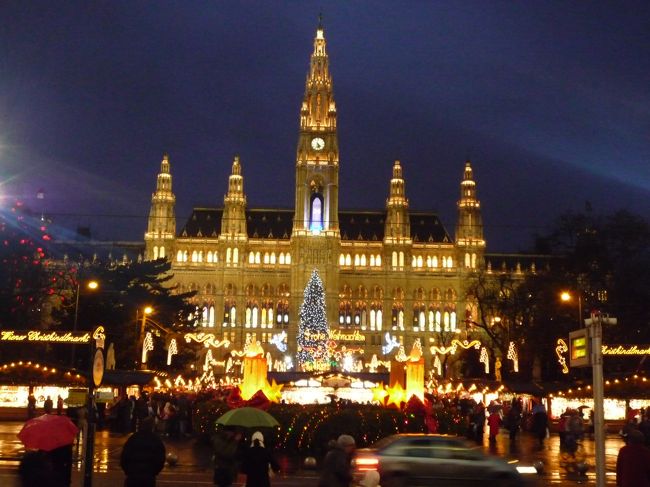 市庁舎前<br /><br />イルミネーション