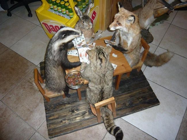 さらに・・・<br />あまりの可愛さに　みんなで写真とりました。<br />イスから出たしっぽが　なんともいえません♪