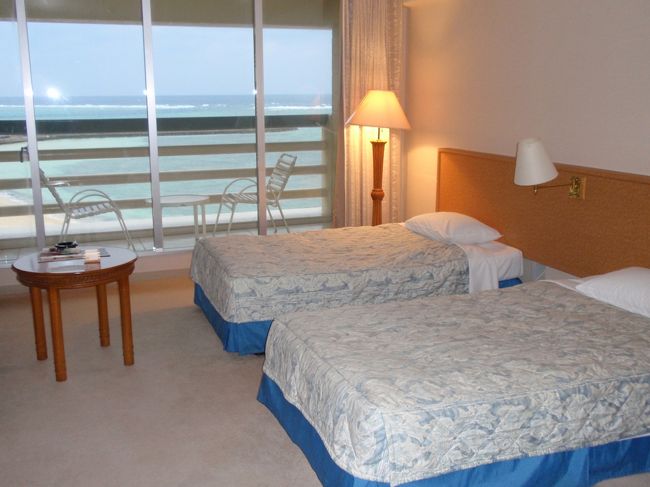 水族館鑑賞を終えて宿泊先の「リザンシーパーク谷茶ベイ」に到着！