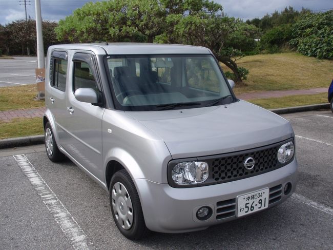 今回頑張ってくれたキューブ。ごんたちゃん父よりレンタカー手配したよーって言われて５人だから中型の車かなと思っていたらまさかのキューブ。。。ＯＴＳレンタカーの営業所でご対面したときはマジでって感じでしたが大人５人を乗せてよく走ってくれました。