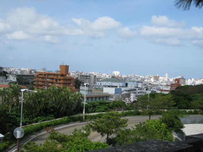 石畳小道の西側にあるパノラマロード<br />夕陽が綺麗なスポットらしいです<br />