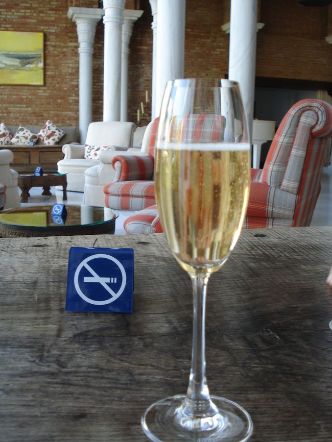 チェックインごに出てきました。<br /><br />ウェルカムドリンク。