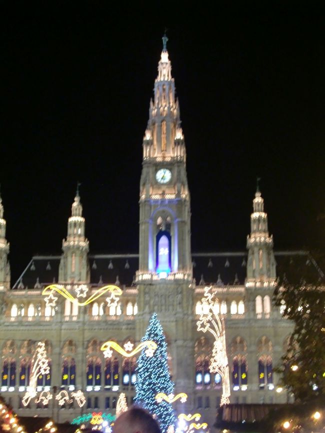 市庁舎。<br /><br />