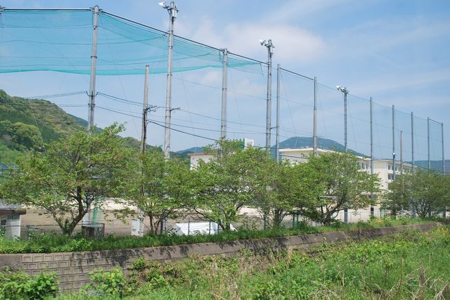 次の駅は清峰高校前，今年の選抜で優勝．こんなところにあるんだ．写真は清峰高校