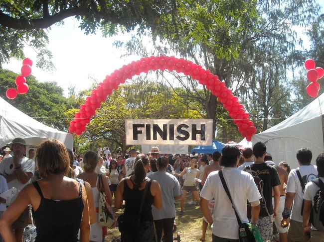 無事、ゴール！<br />ミネラルウォーターのペットボトルをいただきました。