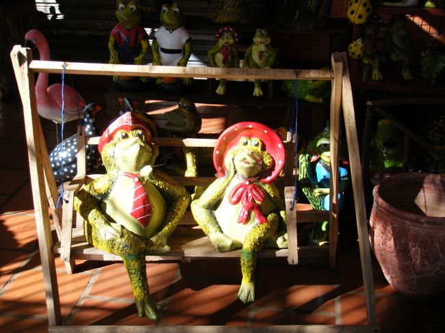 ホテルの近くで見つけた飾り<br />なんともほのぼのとしていてかわいかったので取りました。