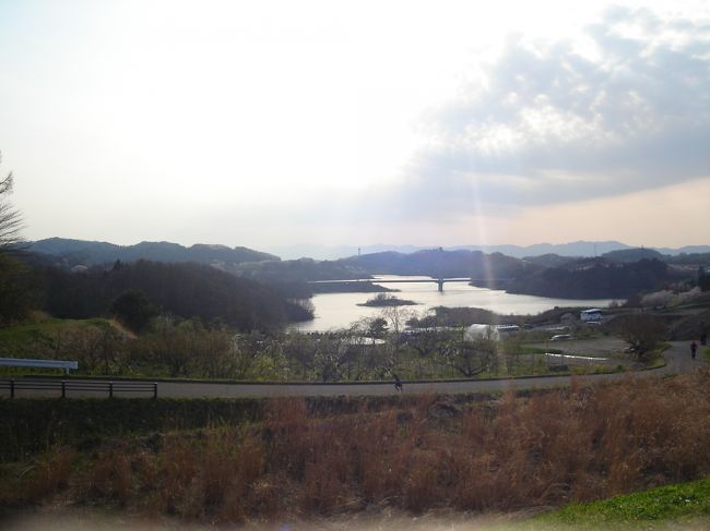 三春ダム「さくら湖」。<br />