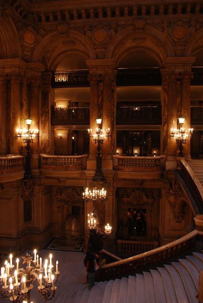 パリの憂鬱 - 憧れのオペラ座ガルニエ宮