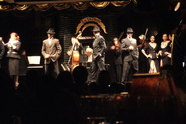 古き良き1920年代のようなファッション。<br />とにかくかっこいい！