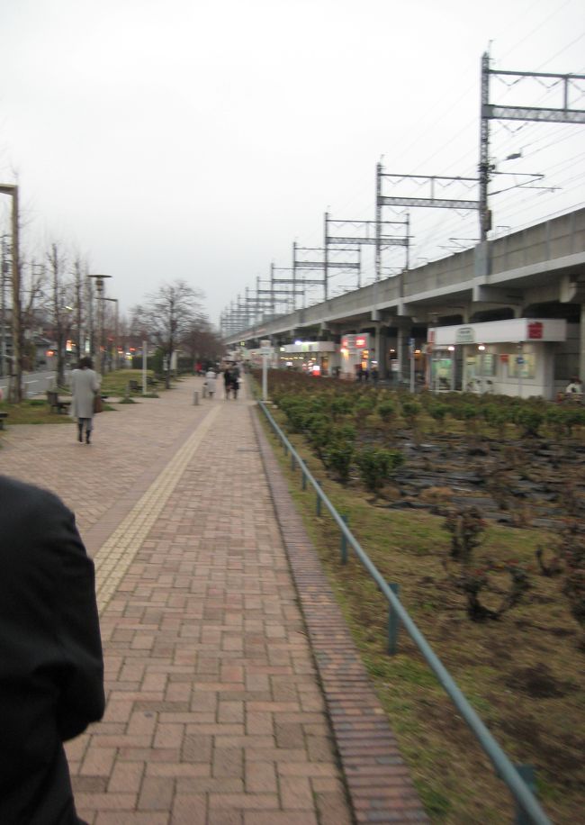 終わりました〜。<br />１幕すごく面白かったです☆<br />２幕最後はすこ〜し。。。かな；<br />意外な結末でした。<br /><br />また埼京線、山手線を乗り継ぎ、<br />宿泊するホテルへ向かいます。