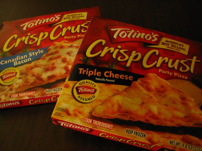 そしてこの日の晩御飯<br /><br />せっかくコンドミニアムに泊まっているので<br /><br />オーヴンでピザを焼いて<br /><br />お部屋で食事しました♪