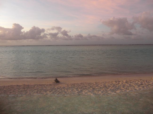 このびみょ〜な色合いが綺麗！<br /><br />サンセットは絶対見るべきですね