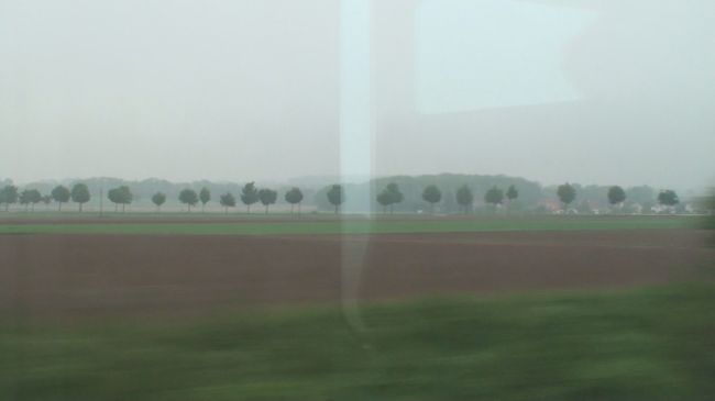 ウィーンに向かう列車の車窓