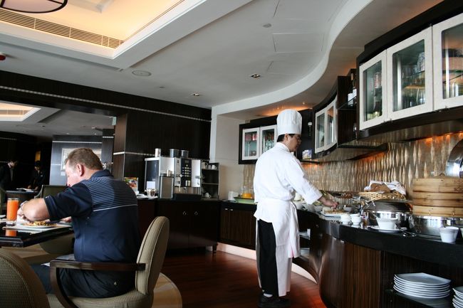 クラブラウンジの風景