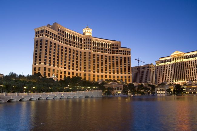 そして、再びBellagioへ。<br />もうかぶりついての噴水ショウの鑑賞。<br /><br />ひとり旅なので、Bellagio前に何時間でもいられます（笑）。