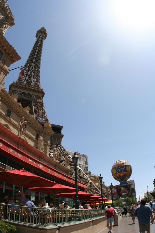 そして、向かった先は、エッフェル塔。