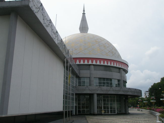 ロイヤル・レガリアです。