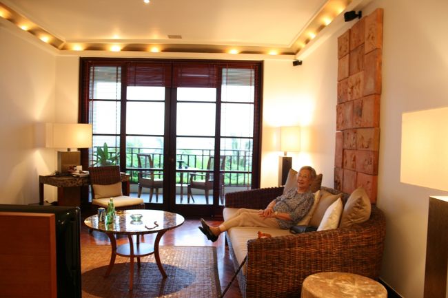 レギャンのお部屋。最近インテリアを少し変えたみたい