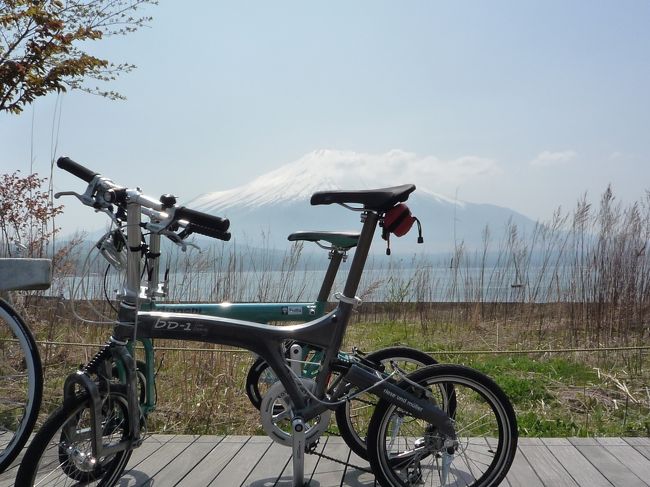 天気もよく、空気もひんやりとしていて絶好のサイクリング日和。富士山がちょっとかすんでいたけど、気持ちよく進んでいきました〜