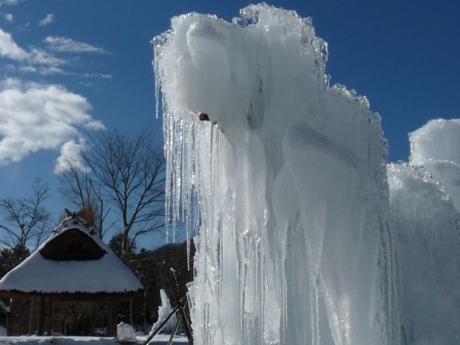 ←人工物ですが、なんだか凄いです！<br /><br />西湖の近くにある野鳥の森公園のそばを通ったら<br />写真のような氷のモニュメント？がいくつもあって<br />早速車を降りてみました。