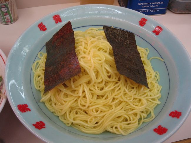 麺は大盛りでも普通盛りでも７５０円です。美味しかった。