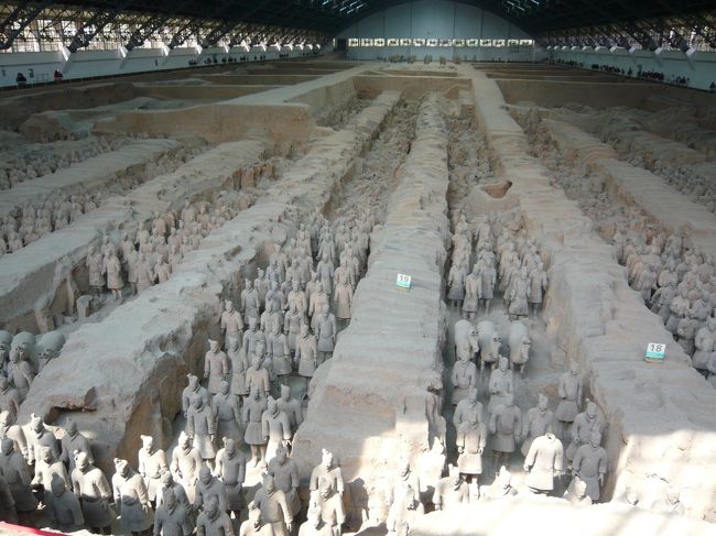 一号坑内部の全景<br />1991年に訪れた際には、写真撮影が禁止されていたが今回は自由になっていた。 