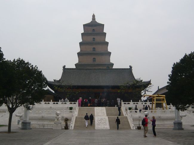 西安２日目はまず大雁塔へ。