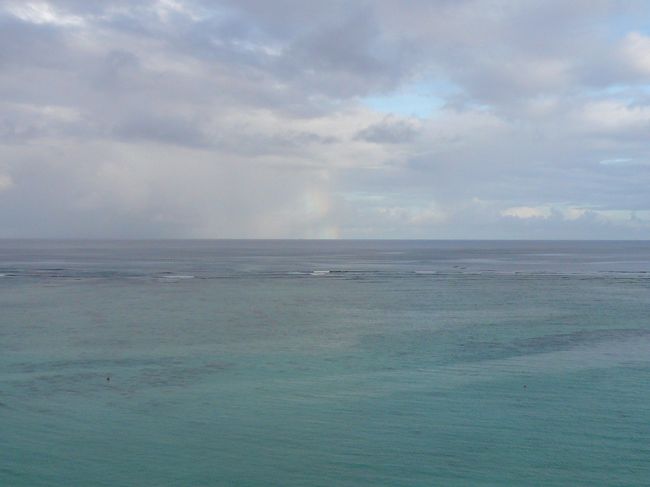 ホテルからタモンを。<br />虹がうっすら。見えますか？