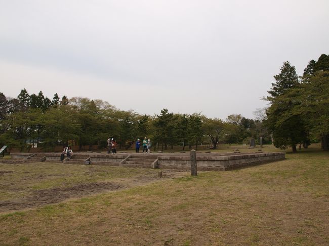 【政庁主殿跡】