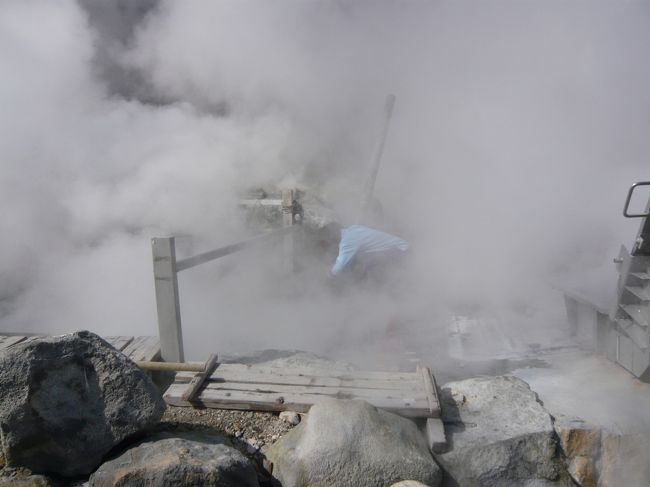 温泉黒卵を作っている