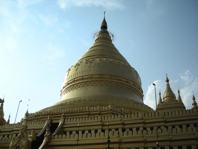 バガンに戻って自転車借りて見てないところ巡り。