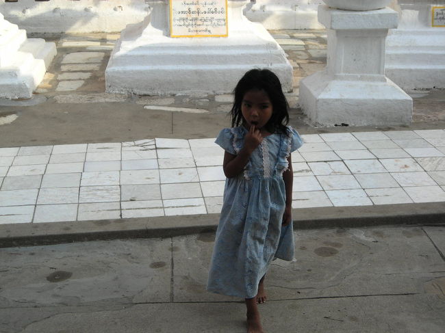 「写真とってーー！！」って来た女の子。