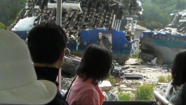 宇宙戦争で使った場所です。<br />合成処理でなくて、本当の飛行機を壊して使用したらしいです。