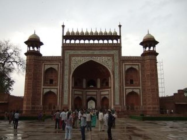 いよいよ、タージマハールです！