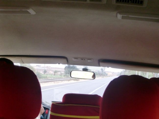 車のなかからなんとなく。